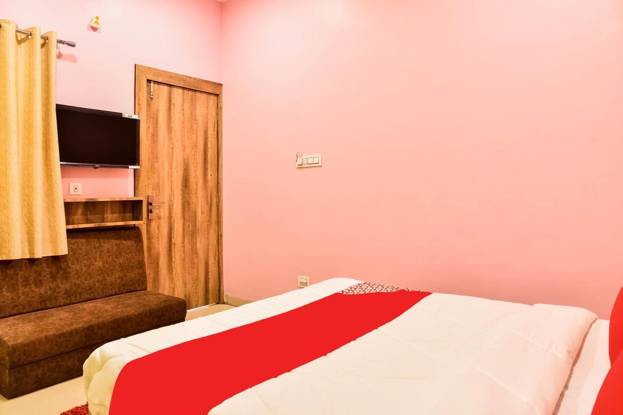 Hotel O Manglam Palace Бопал Екстериор снимка
