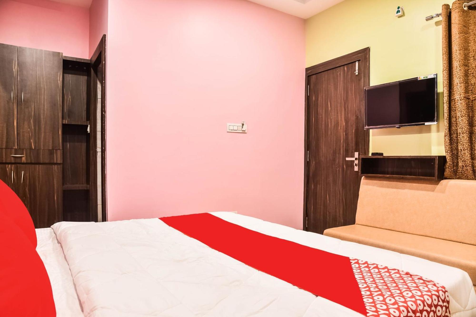 Hotel O Manglam Palace Бопал Екстериор снимка