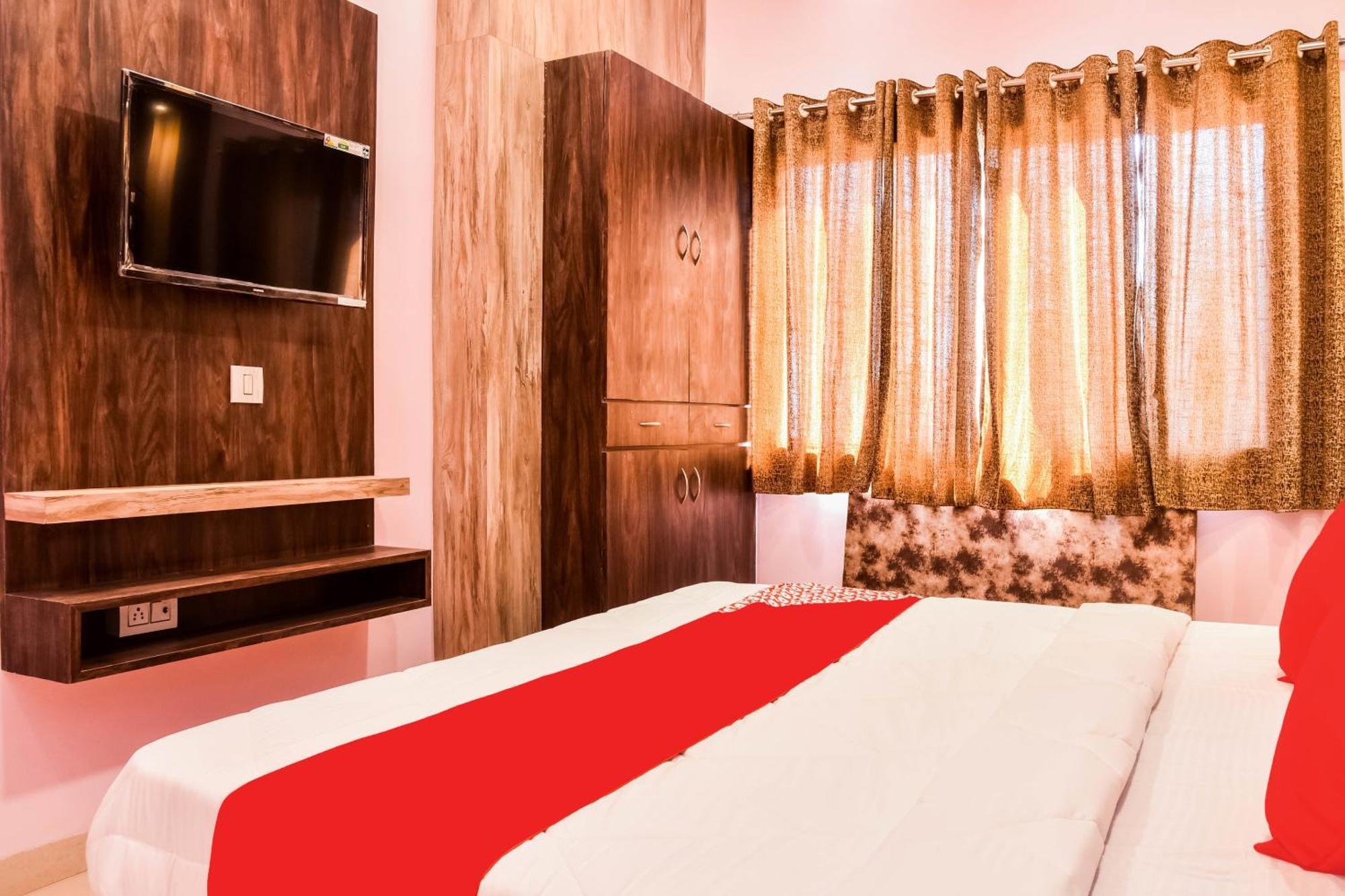 Hotel O Manglam Palace Бопал Екстериор снимка