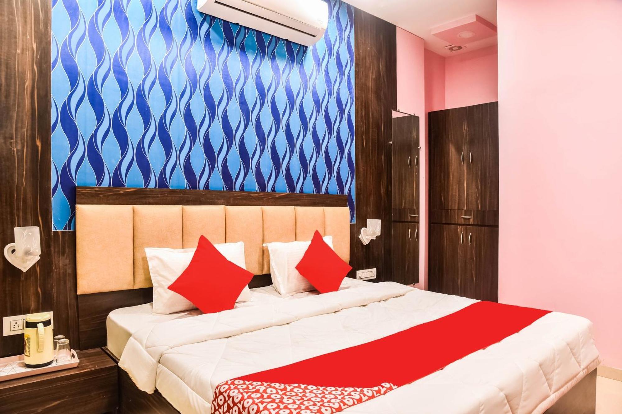 Hotel O Manglam Palace Бопал Екстериор снимка